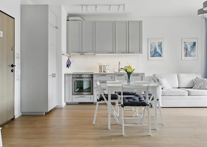 Lumina Stylish Near The Railway Station