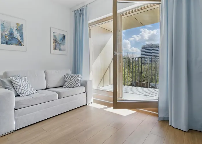 Lumina Stylish Near The Railway Station Varsovie